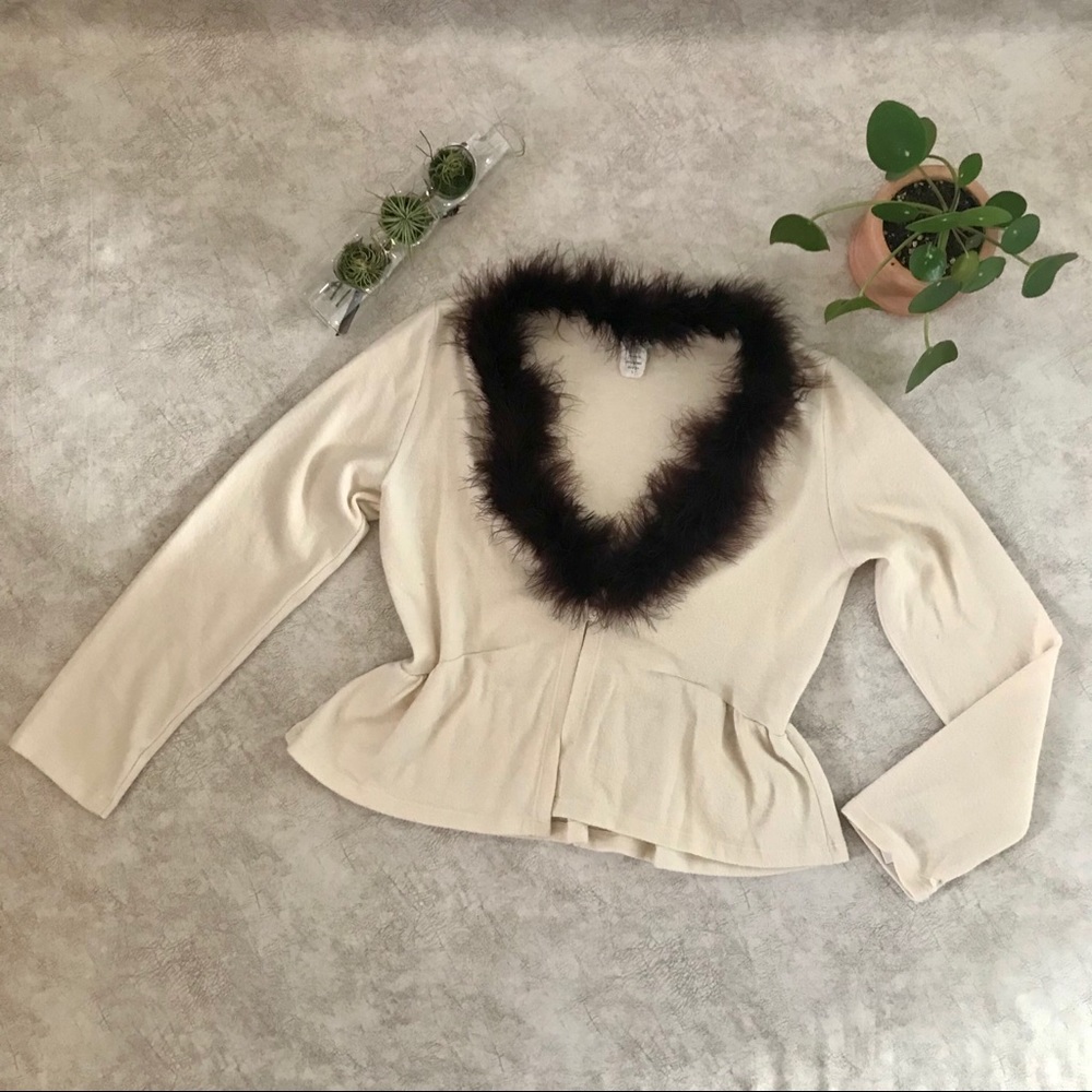 NWT Esse Cream Faux Fur Feather Cardigan Sz Large
